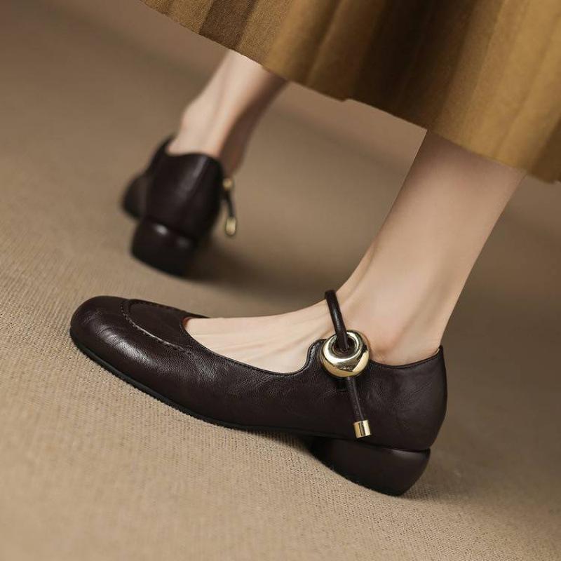 Wear Women's Non-slip Soft-soled Single Shoes In All Seasons, Comfortable Round Head Low-top Beef Tendon Sole Large-size Women's Shoes, New Small L