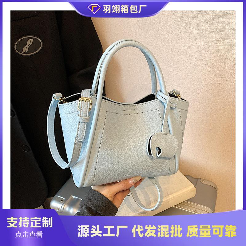 Tote Bag Retro Large-capacity Oblique Span Locomotive Bag Stray Bag Women's Mailman Bag Spring and Summer Shoulder Bag