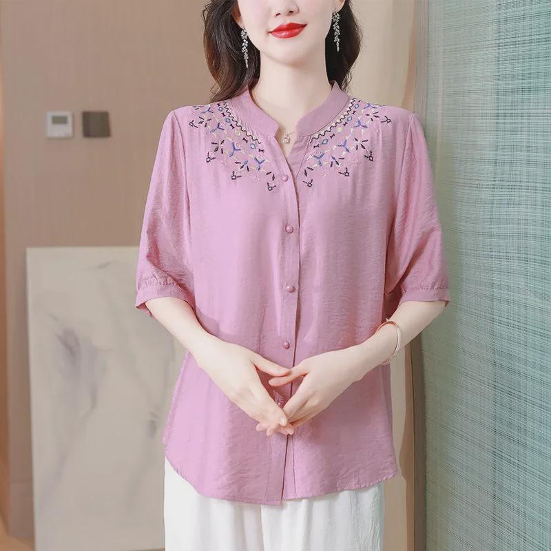 Summer Fashion: Plus Size Women's 5-Point Sleeve Loose Slim Shirt for Middle-Aged Moms