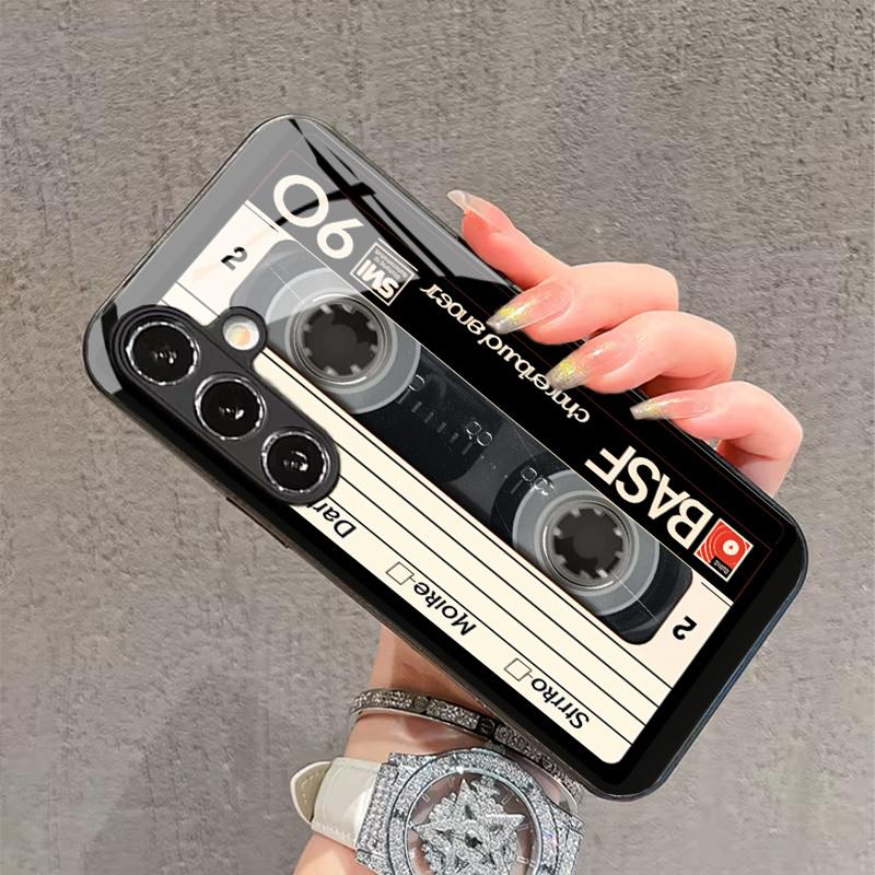 Vintage cassette patterned tempered glass phone case suitable for Samsung Galaxy S26 S25 S24 S22 S21 S20 FE/Ultra/Plus anti drop