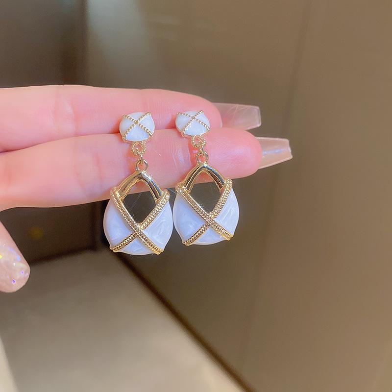 Silver Needle Zircon Star Flower Tassel Stud Earrings - Elegant and Fashionable Women's Accessory