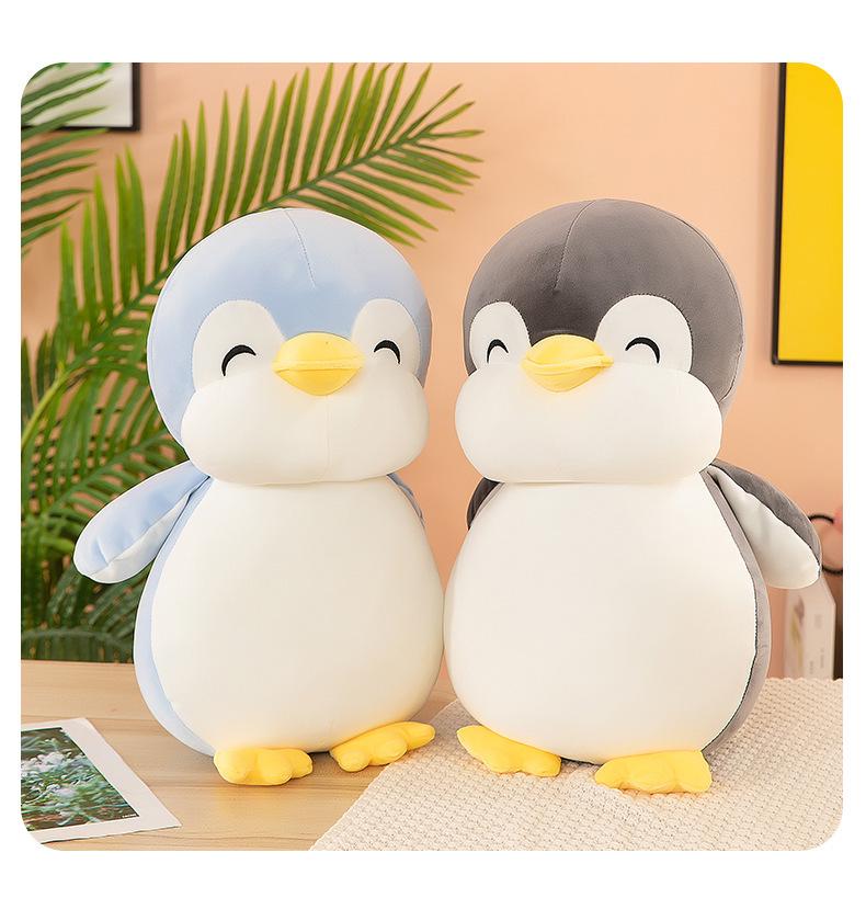

Cute Penguin Plush Pillow Toy - Oceanarium Souvenir for Children 20cm (0.11kg)