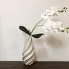 Moderne minimalistische kegelvormige keramische vaas op voorraad - Europees licht luxe woondecoratie ornament