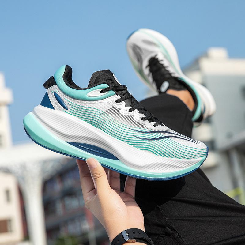 Men's and Women's Sports and Leisure Shoes Non-slip and Wear-resistant Carbon Plate Ultra-light Soft-soled Running Shoes All-terrain Tide Shoes Paren