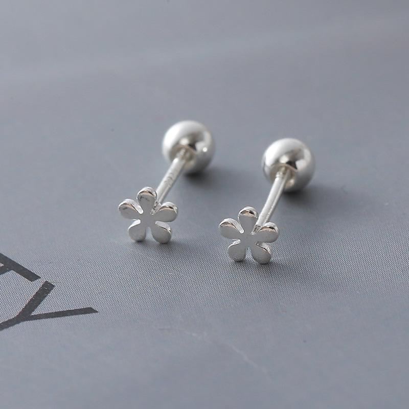 S925 Small Heart & Star Screw Back Cartilage Earrings for Women - Versatile Temperament Accessory