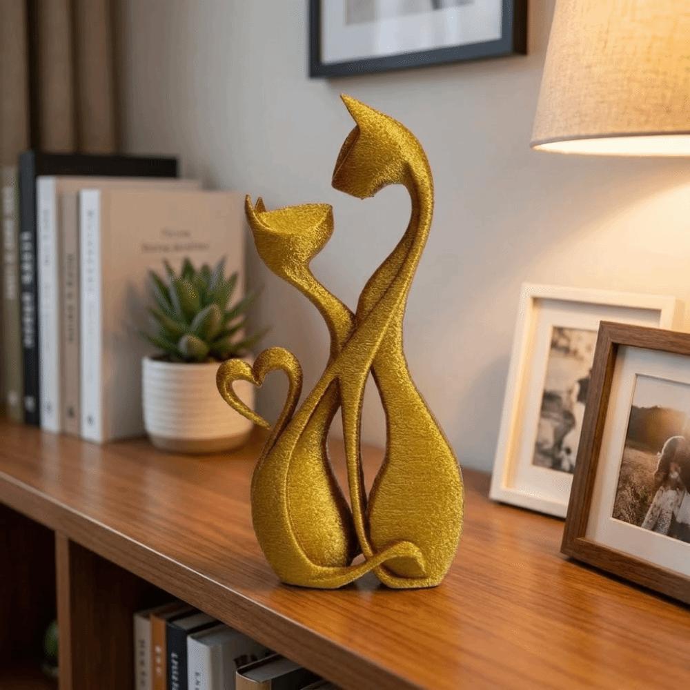 Heart-Shaped Cat Couple Figurine Handcrafted Cat Art Sculpture Elegant Cat Statue  Desktop Ornament
