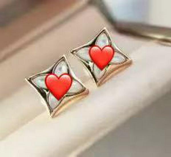 Európai és Amerikai Négylevelű Lóhere Gyémánt és Gyöngyház Karkötő