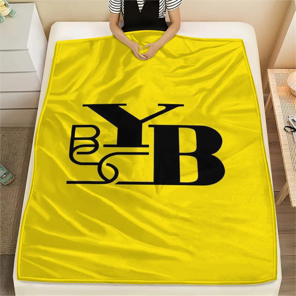 

1pc BSC Young Print Flannel Blanket, High quality Comfortable for All Seasons, Home Decor, Warmth and Comfort, Perfect for Christmas Gifts22 80cm x 120cm