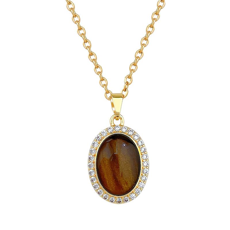 Female Versatile Goose Egg Palace Light Luxury Style Necklace