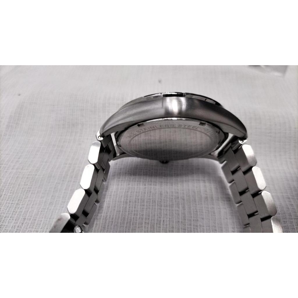 Used MICHAEL KORS KM-8682 quartz watch
