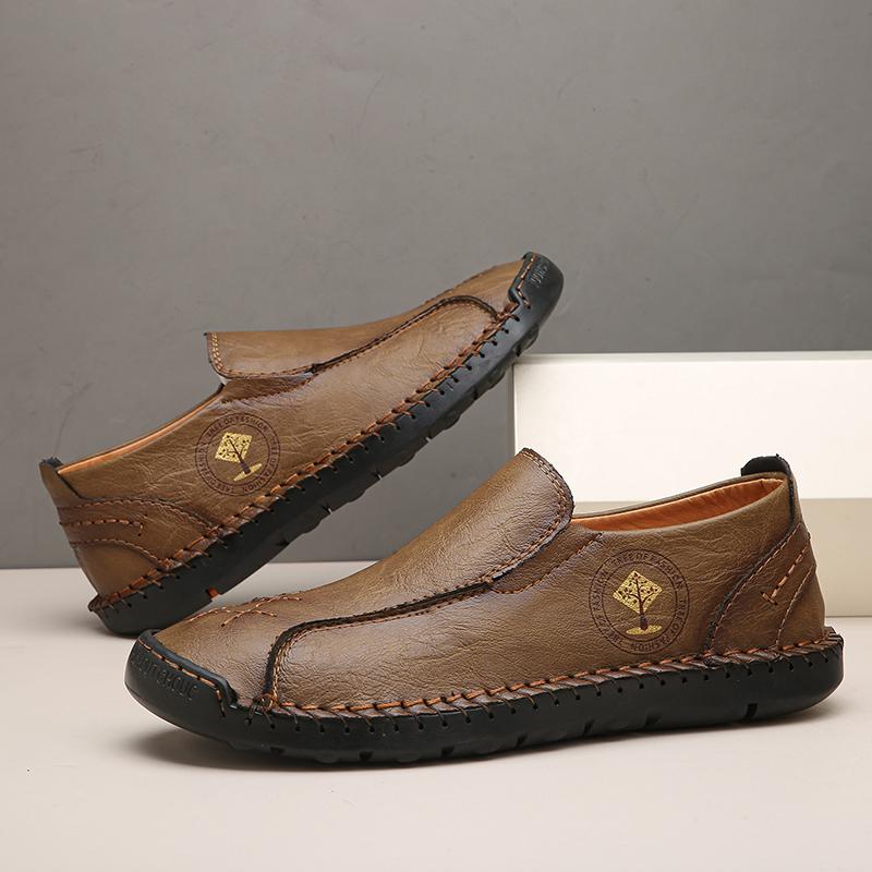 Fashion Men's Handmade Casual Loafers Anti-Slip Slip-On Flats Comfortable Driving Shoes Retro Style Male Loafers Leisure Walk Moccasins