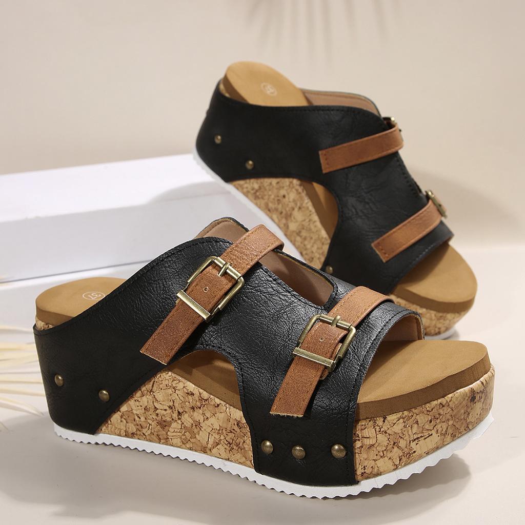 Foreign trade large size thick-soled wedge heel with slippers 2025 summer new buckle with light foam bottom beach open-toed women's shoes