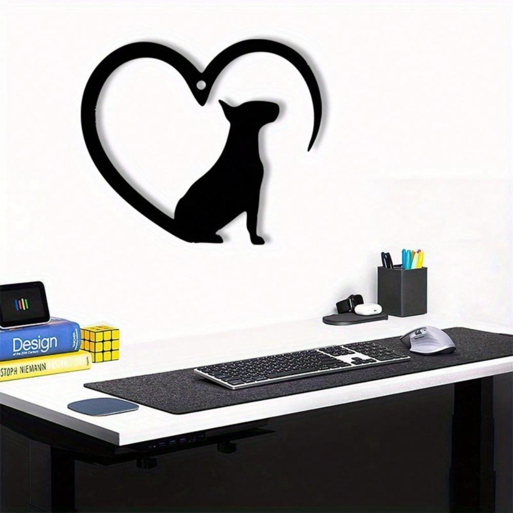 Retro Bulldog Heart Shaped Metal Wall Art Weather Resistant Iron Garden Decor