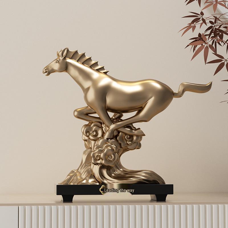 Nordic Horse Figurine: Modern Minimalist Resin Home Decor for Living Room & Wine Cabinet.