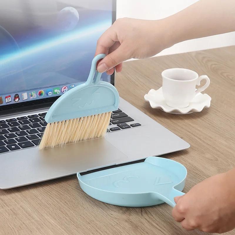3pcs Set Desktop Mini Broom with Dustpan Set, Keyboard Cleaning Brush, Desktop Debris Cleaning Brush Cleaning Tools