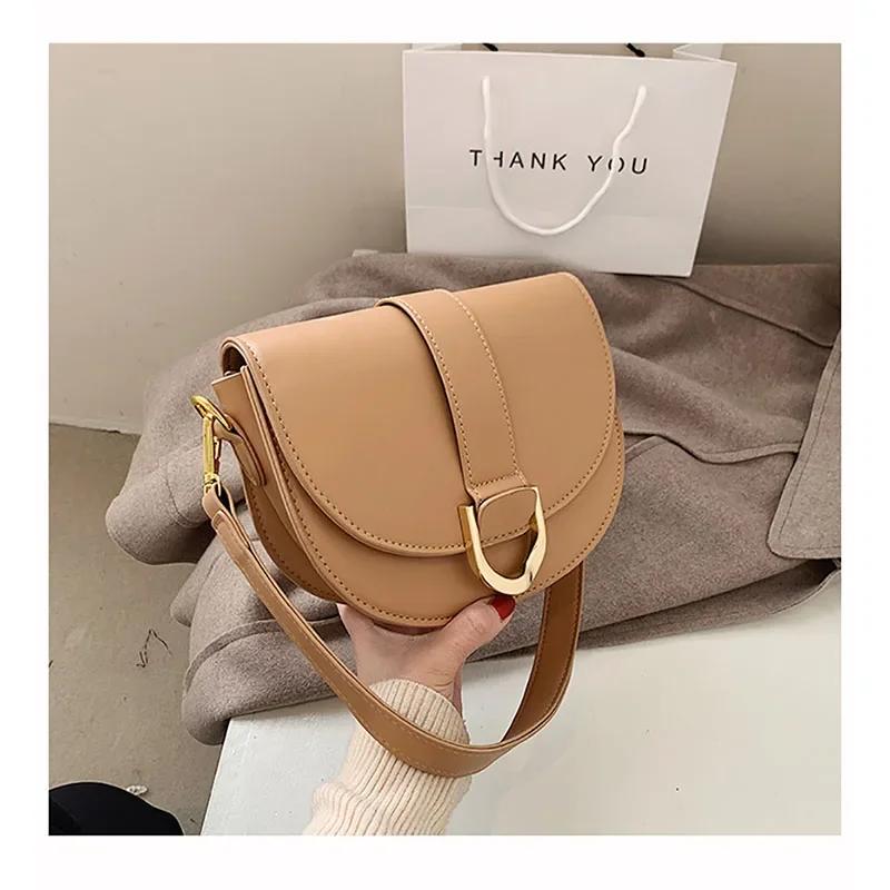 High-end Popular Single Shoulder Armpit Bag Half Moon Style Fashion Large Capacity Square Bag Girls Light Luxury Crossbody Bag