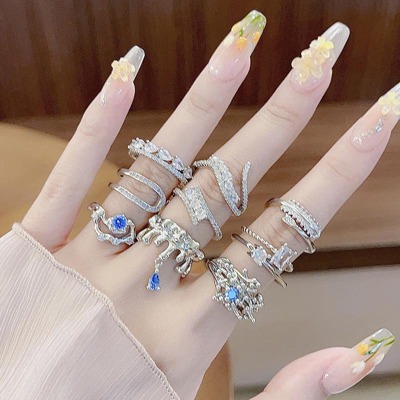 Simple Full Diamond Zir*****Pen Ring Irregular Fold Light Luxury High-End Sense Niche Design Sense Ring Woman