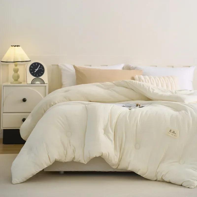 Skin Friendly Delicate Jacquard Fabric Comforter Fluffy Breathable Soy Fiber Protein Quilt Hotel Home Solid Color Decal Doona
