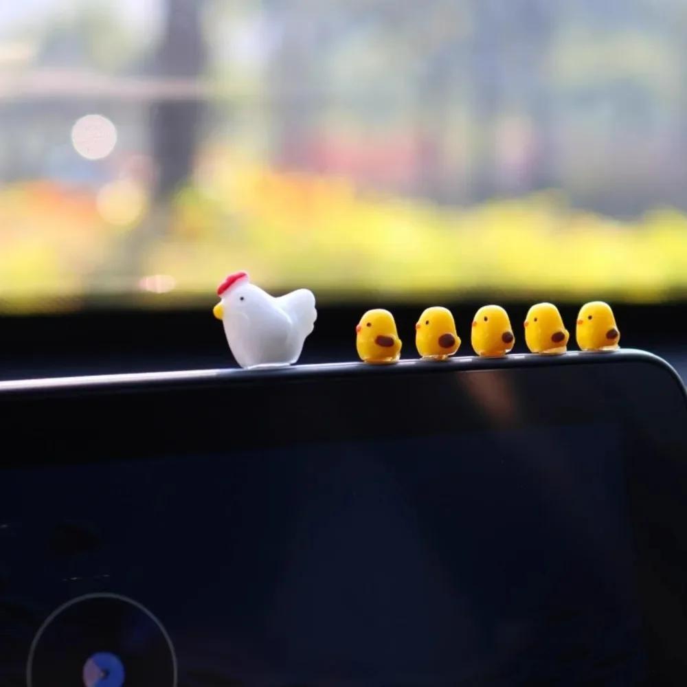 6Pcs Cute Mini Chickens Car Dashboard Accessories Funny Chicks Car Rearview Mirror Decor Interior Ornaments Fairy Garden Home