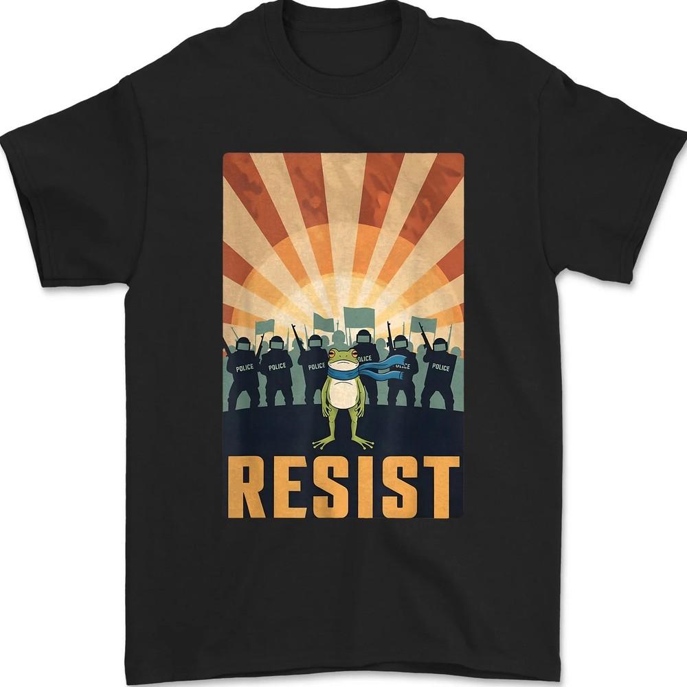 

Frogs Resist, Portland Frog Protest Unisex T-Shirt 2XL