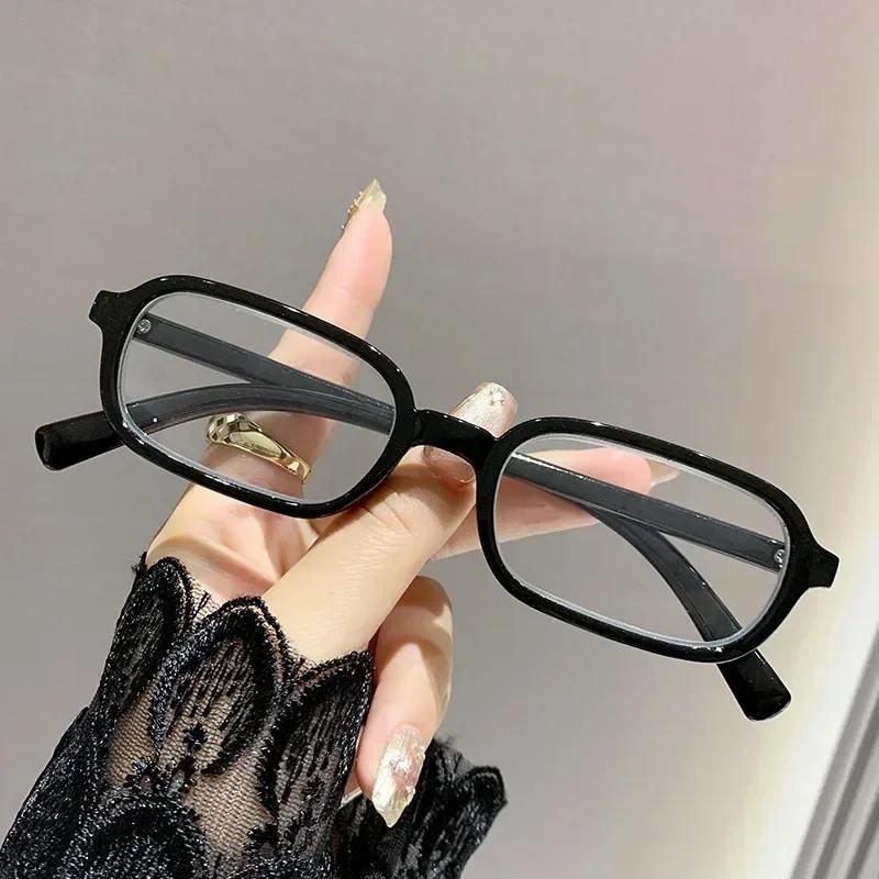 Ultra Light Anti Blue Light Eyeglasses Black Frame Female HD Presbyopia Eyewear Retro Narrow Frame Transparent Reading Glasses 4.0