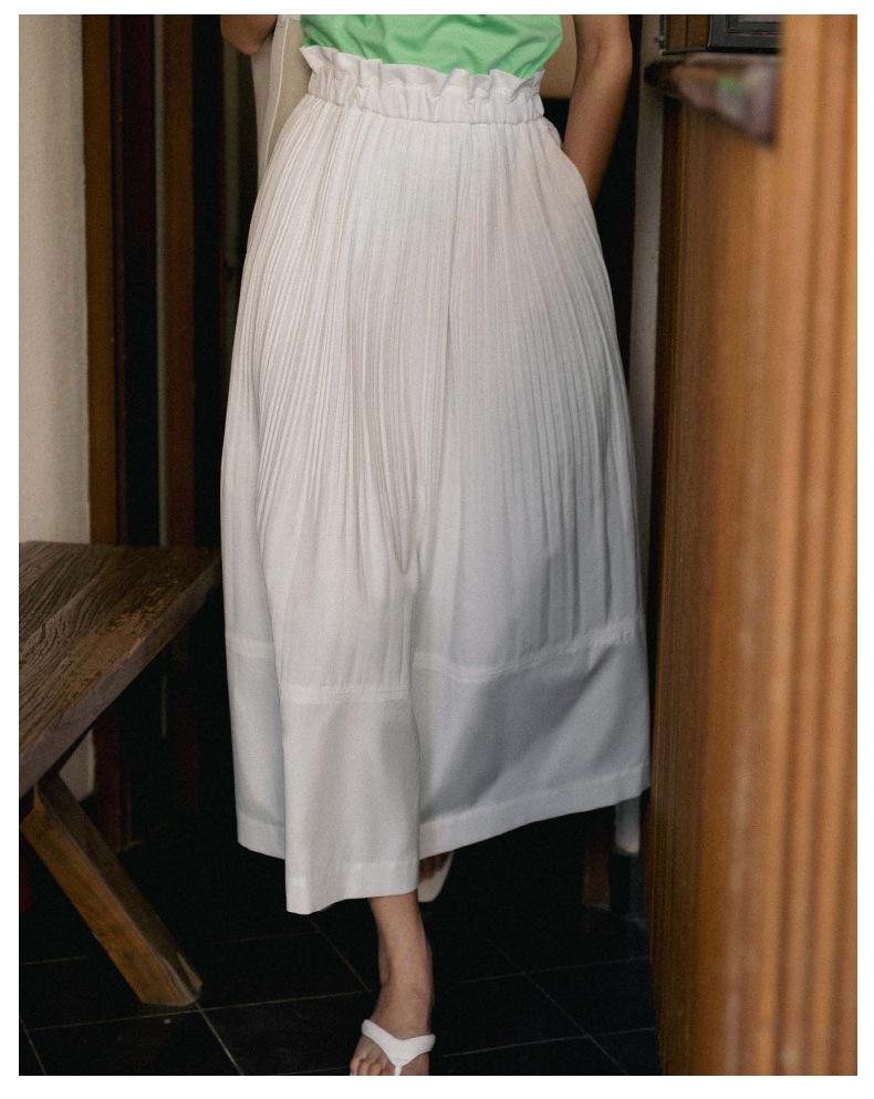 Women's White Pleated Midi Skirt - Minimalist A-line Style with Elastic Waist