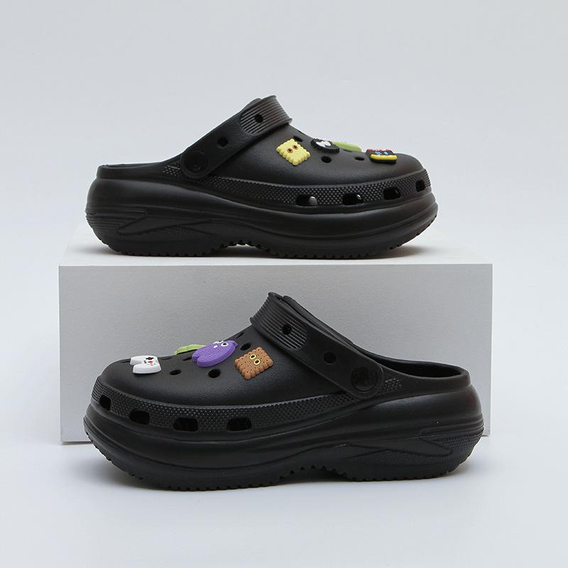 Thick-soled hole shoes women's  new summer wear height-increasing sandals seaside beach bag head half slippers women