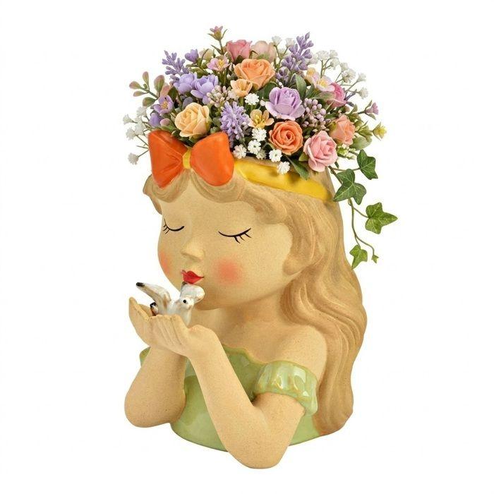 Vase petite fille et colombe en faience 15 x 16 cm beige