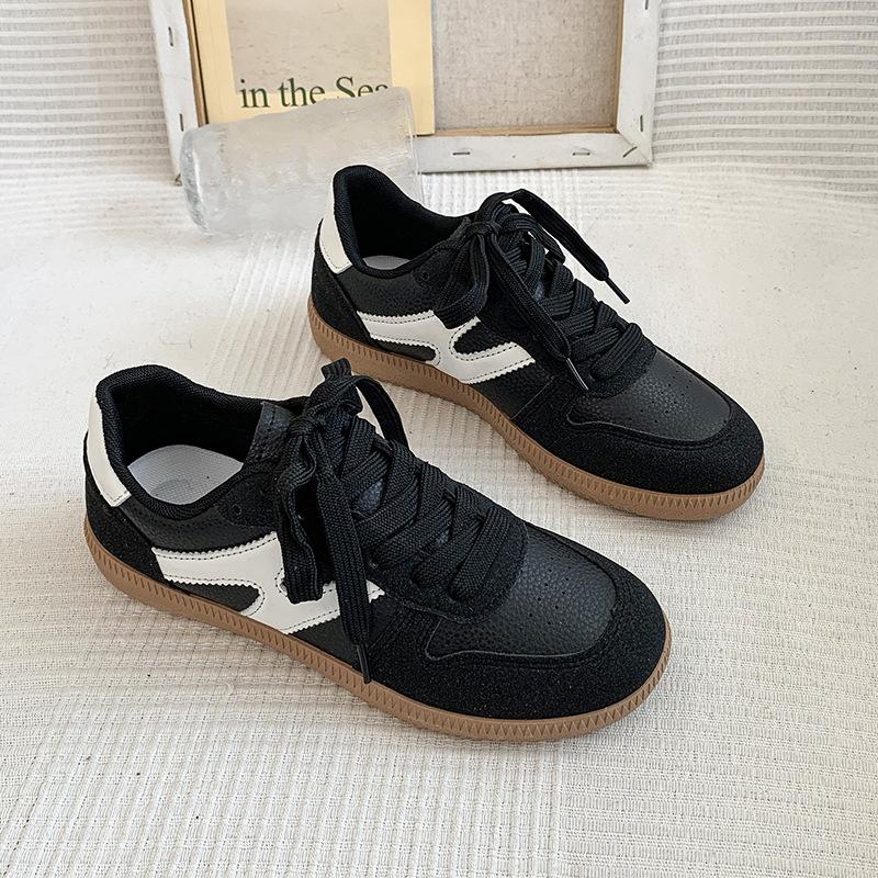 

Women s casual sports shoes retro flat baseplate shoes soft sole lightweight lace-up women s single shoes 36 чорний