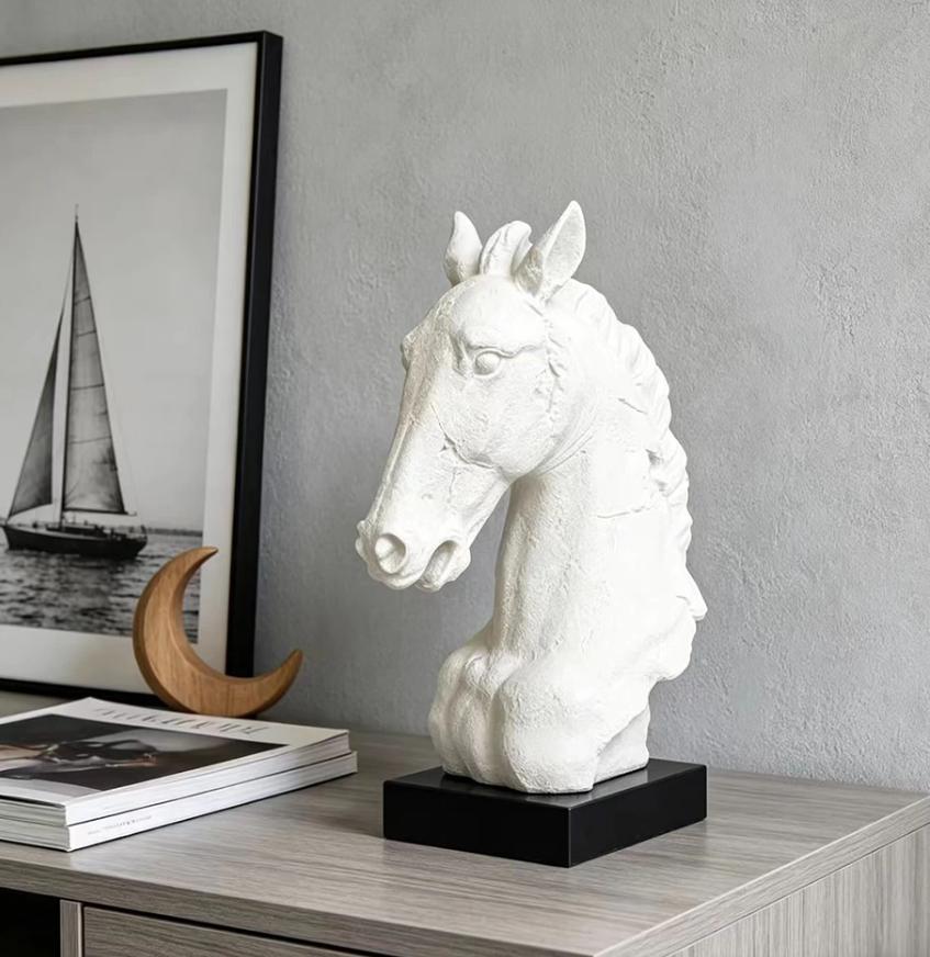 Nordic Resin Horse Head Sculpture Home Decor Livingroom Foyer Art Crafts Fengshui Office Table Horse Decorative Ornaments Gifts