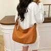 Casual Bag Women's New Trendy Fashion Shoulder Bag Large Capacity Messenger Commuter Dumpling Bag