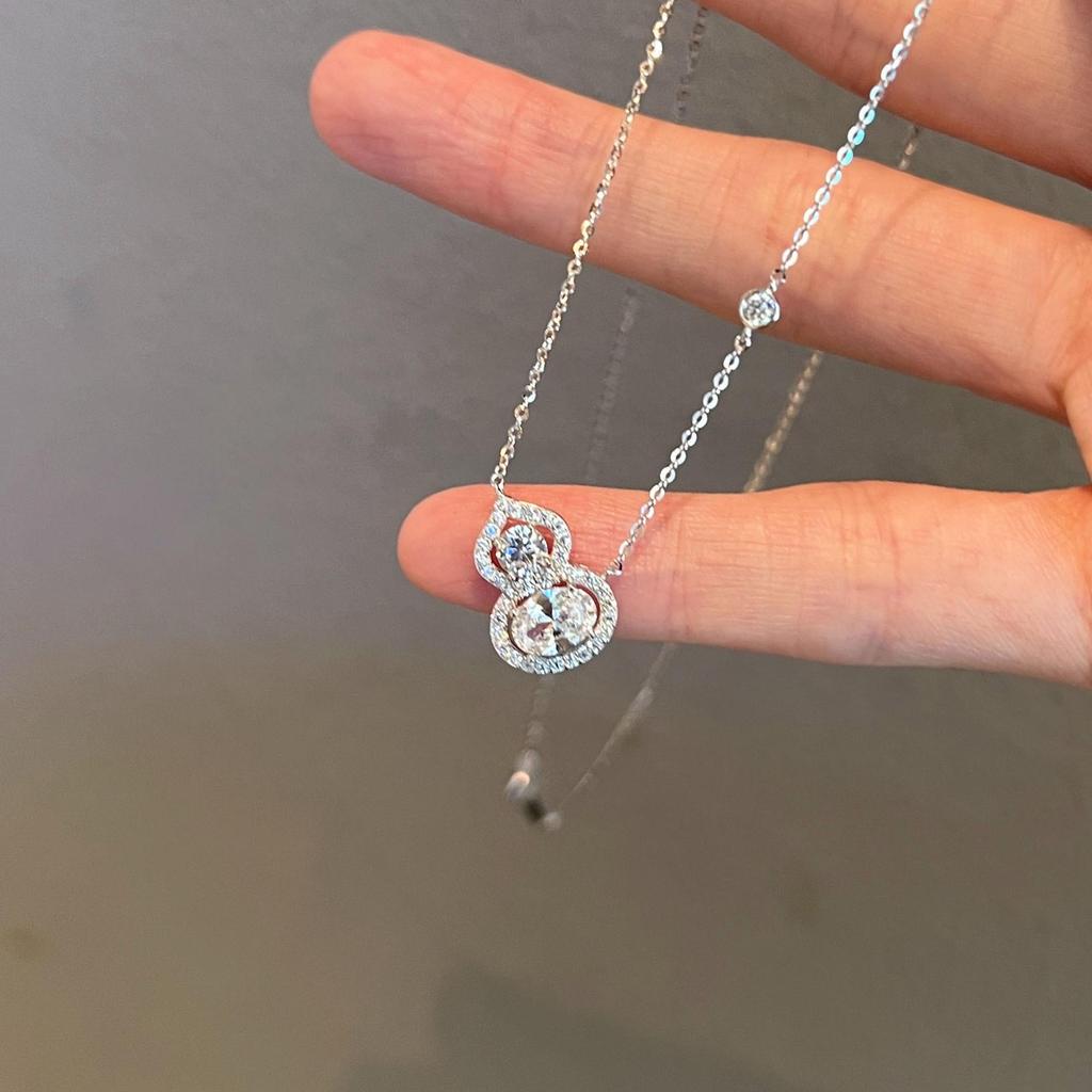 2025 Elegant Rhinestone Wealth Gourd Necklace: Luxurious and Unique Gift