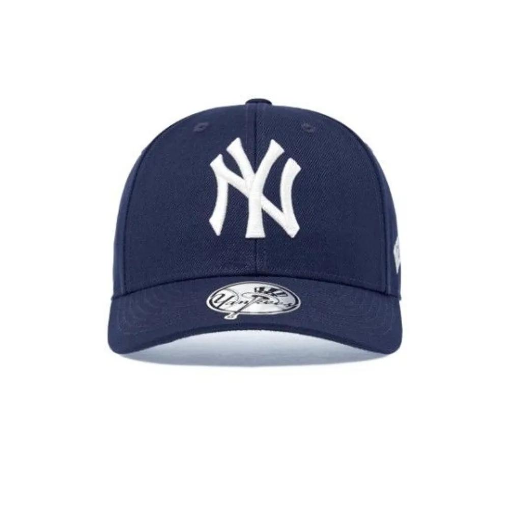 Signature Structure Ball Cap [3ACPBB15N-50NYS] 55