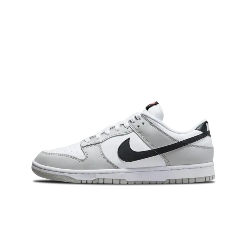 Nike Dunk Low SE Jackpot