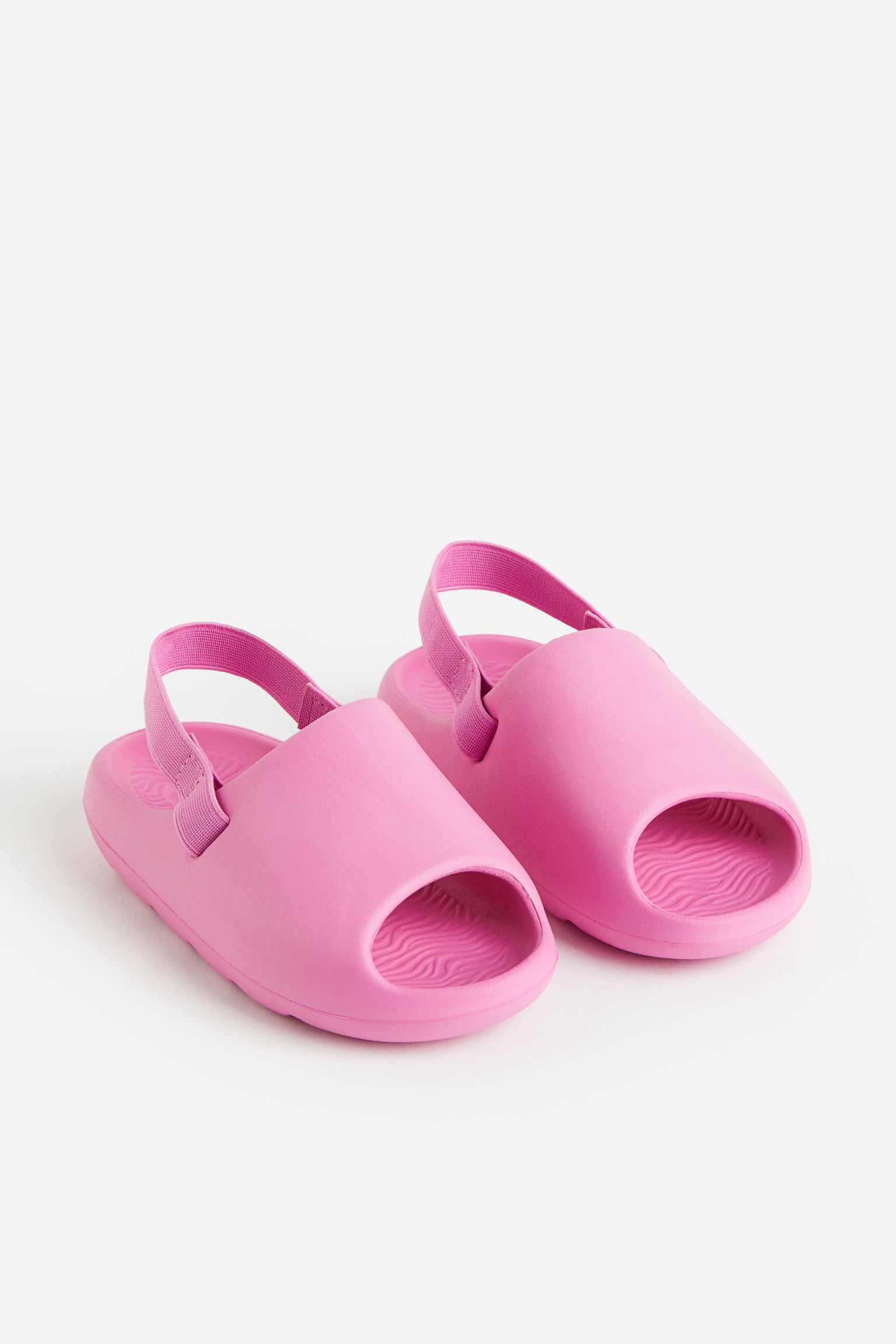 

Массивные шлепанцы для бассейна