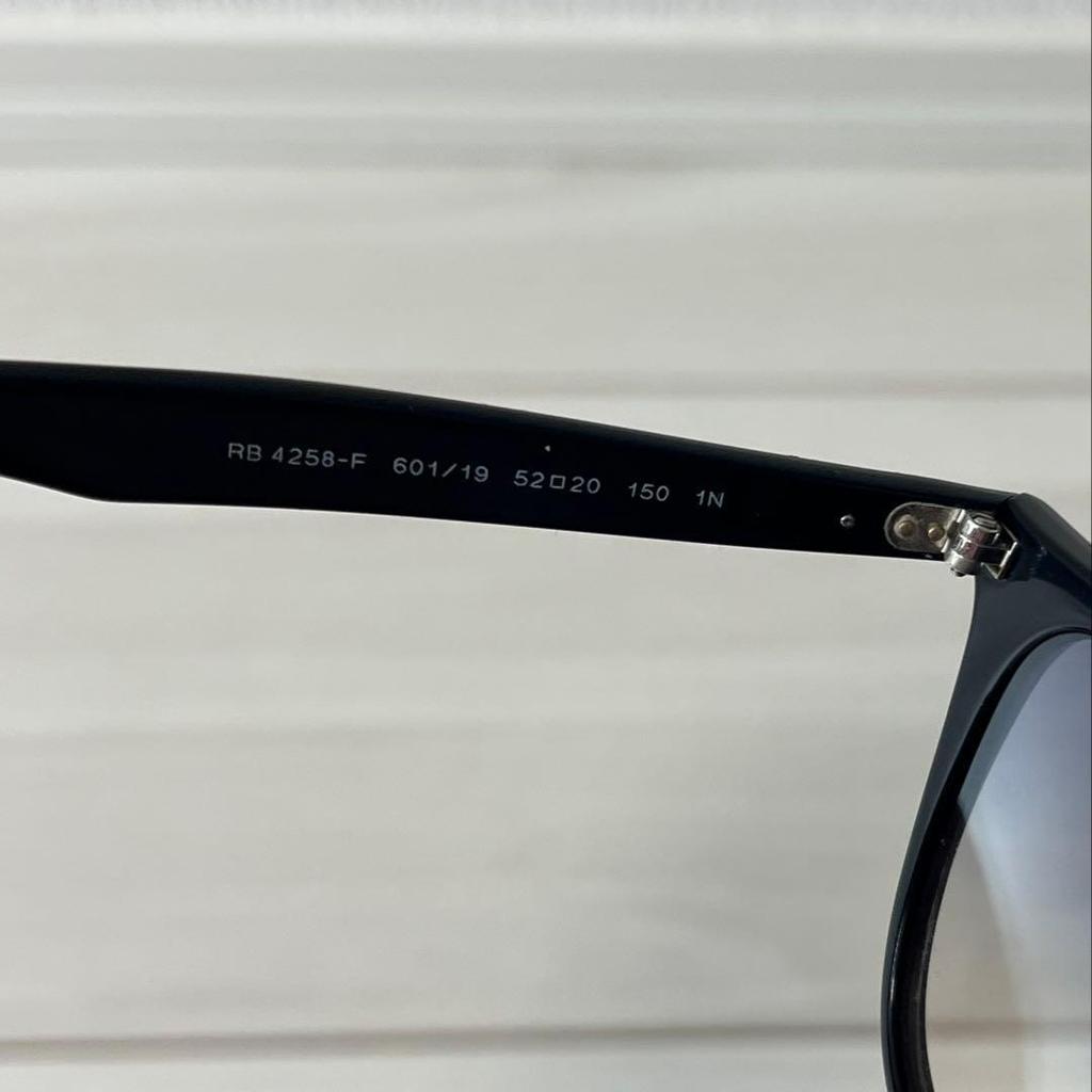 Used Ray-Ban Sunglasses Black Gradient Lens