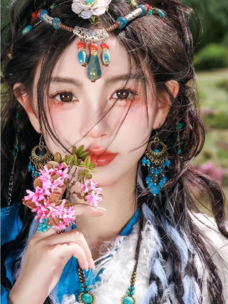 Bohemian Princess Tassel Forehead Pendant - Exotic Ethnic Style Hair Accessory