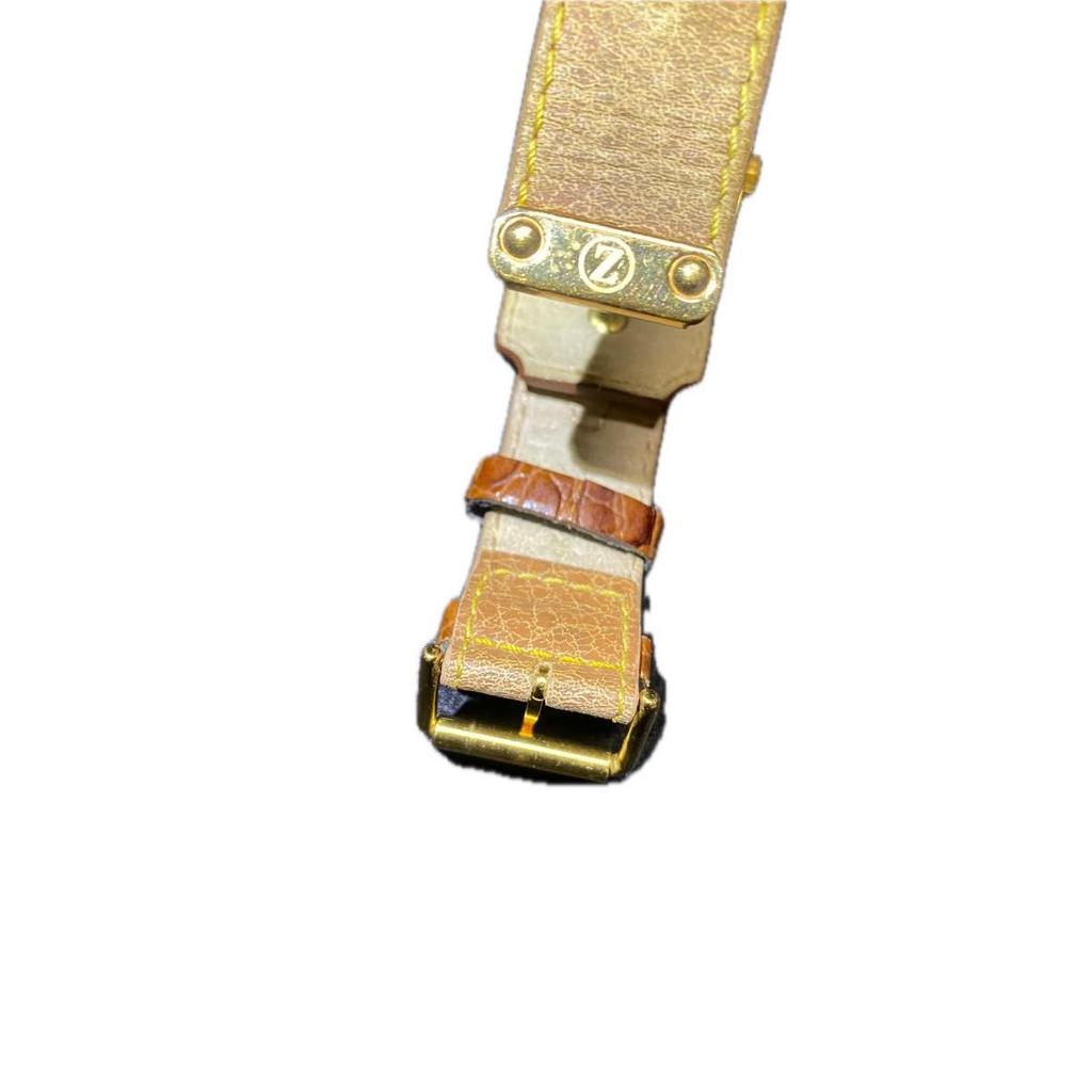 Used !!Final price reduction!!First come, first served!!CABANE de ZUCCa leather bracelet watch wristwatch