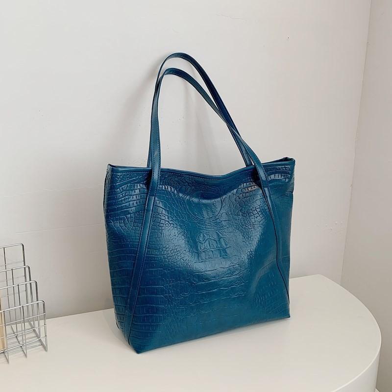 Stylish Retro Tote Bag For Women With Large Capacity And Trendy Street Style Design