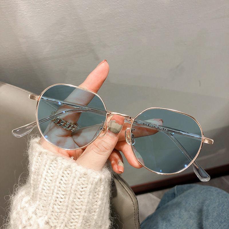 Farbwechselnde Blaulichtfilter-Myopiebrille für Damen - Trendiger koreanischer Stil, verbessert die Gesichtsform, No-Makeup-Look.