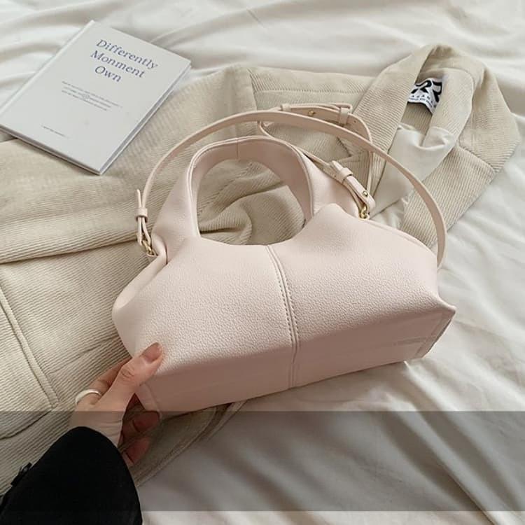 New fashion portable women's bag shoulder messenger bag