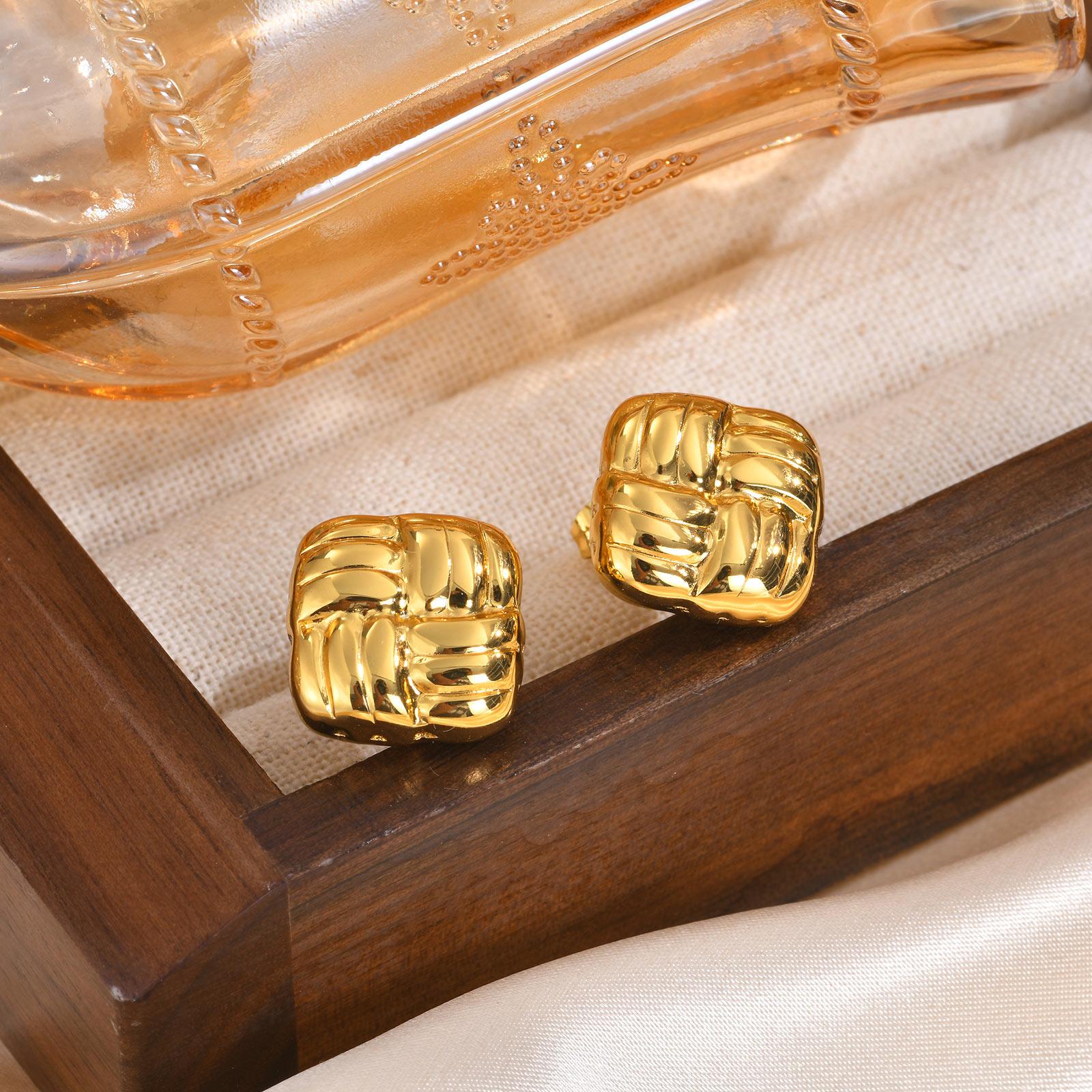 

Fashion Stainless Steel Braided Square Stud Earrings Trendy New Knotted Design Earring for Women Jewelry Classic Party Gift