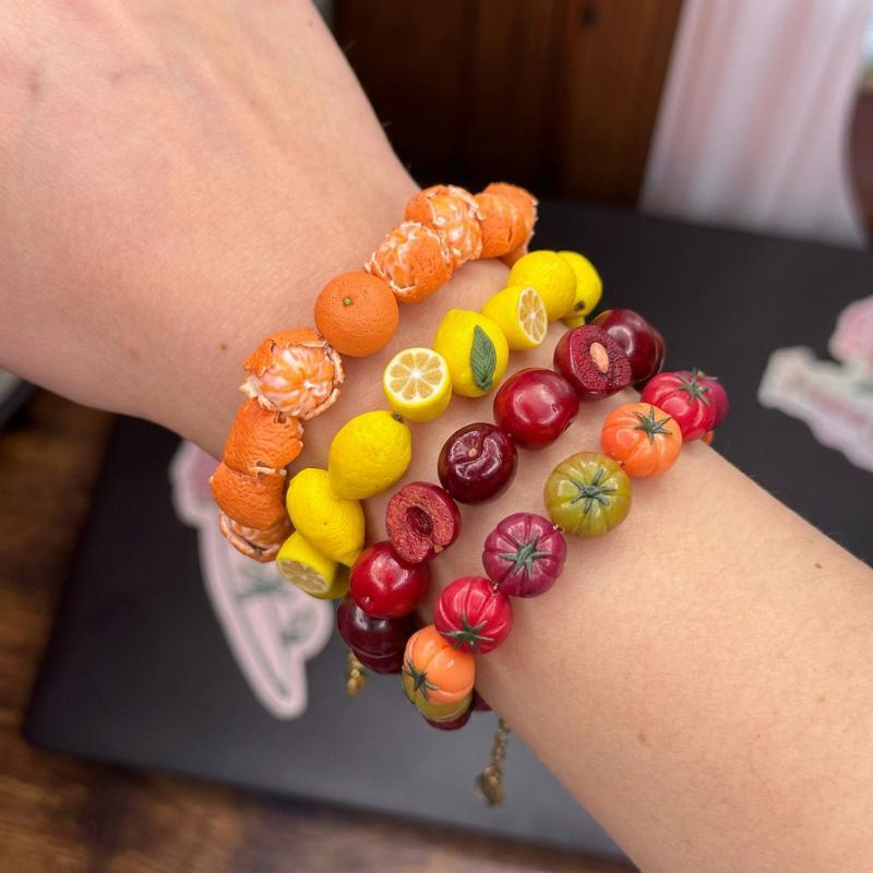 3D Fruit Beaded Bracelet Hypoallergenic Resin Hand Chain for Women Summer Seaside Trip Jewelry Accessories