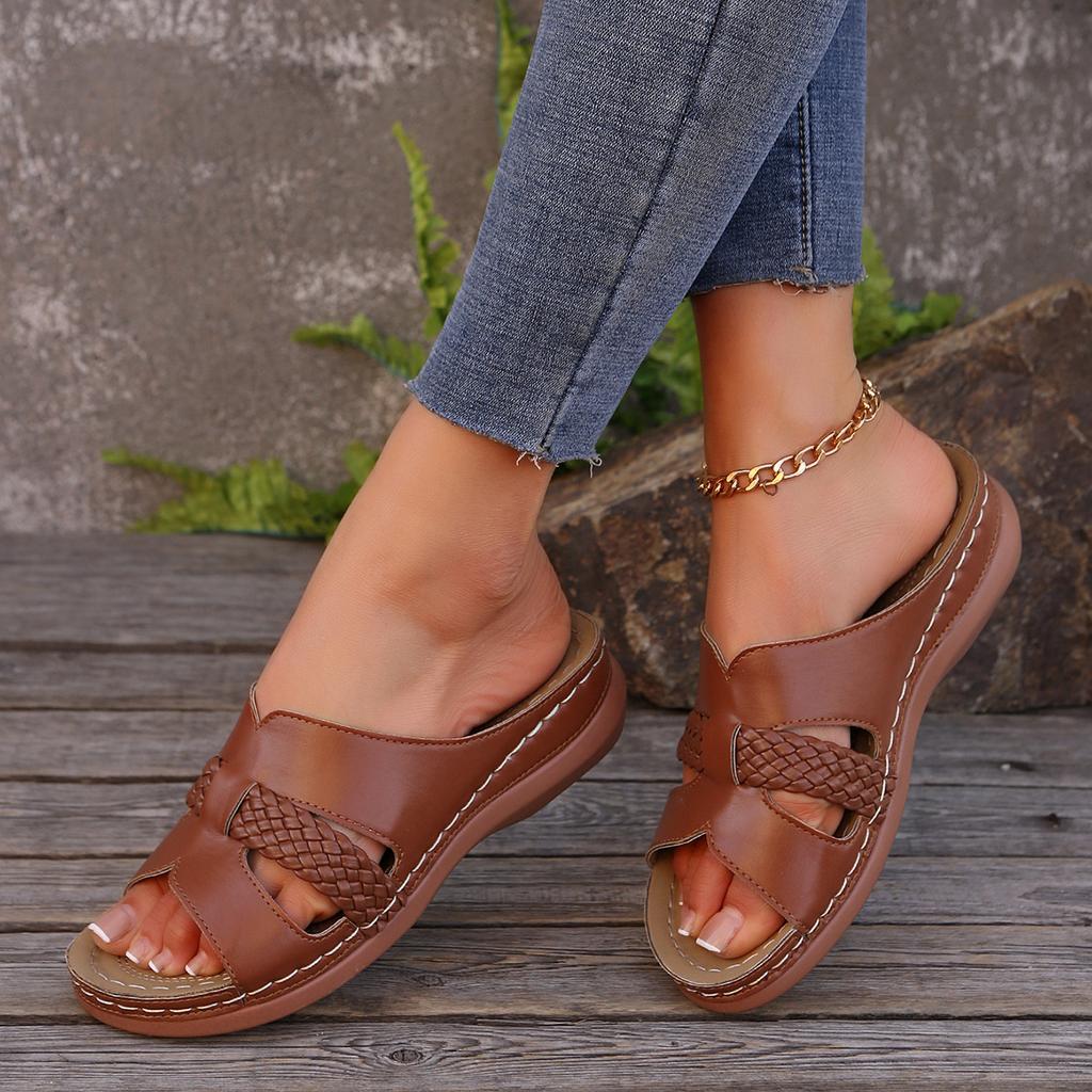 Women's Sandals New Sandals Summer 2025 Shoes Woman Low Heels Slippers Casual Summer Shoes Sandalias De Mujer Beach Footwear