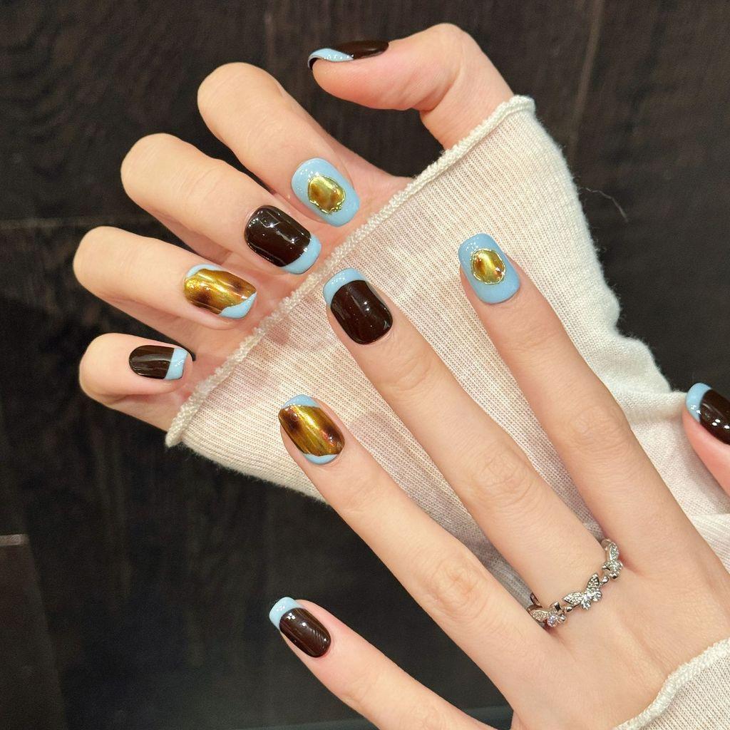 Handmade Press On Nail French Simple Blue-brown Contrasting Colors Gold Foil Post Ultra-short Square Fake Nail Patch Artificial Nail Reusable