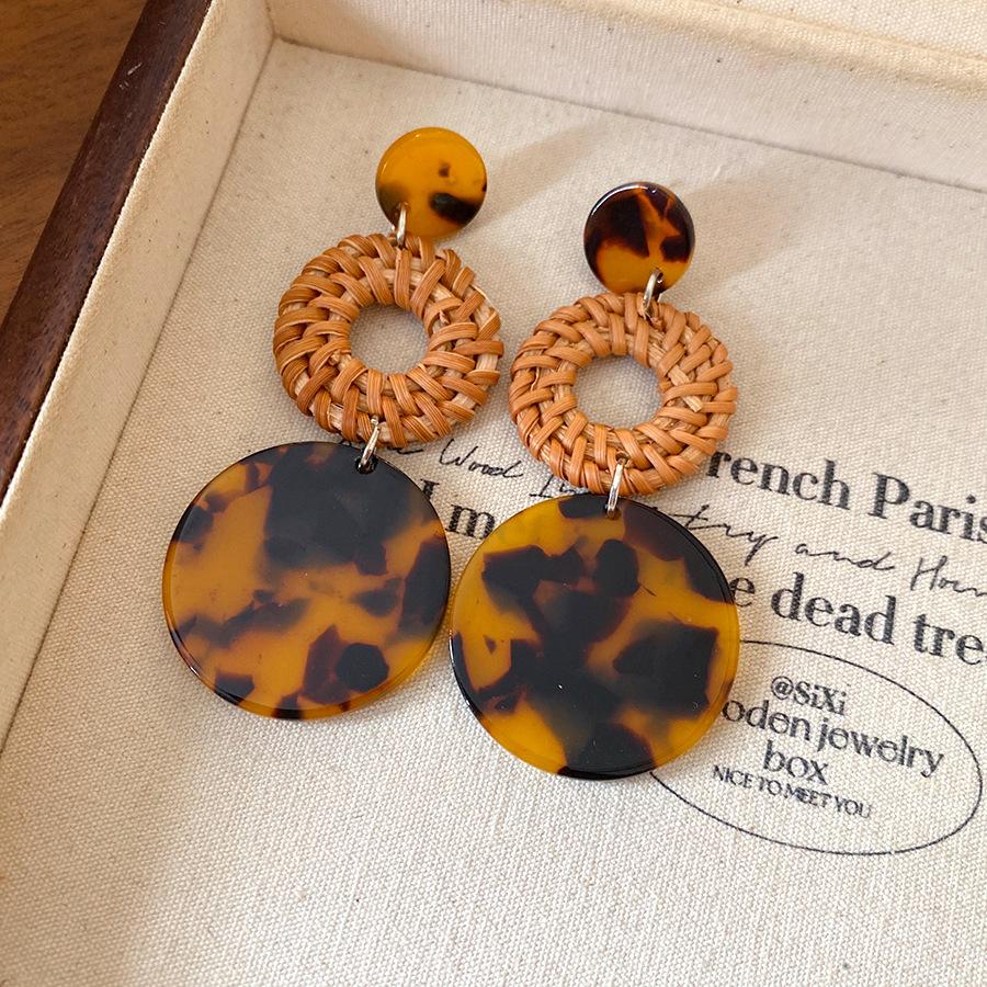 

Ethnic style wood bead weaving round ear hook retro vacation style earrings women s fashion simple earrings design sense niche