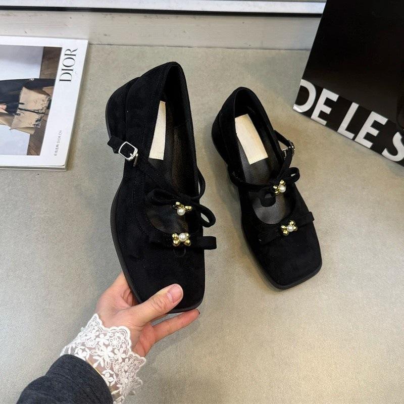 Spring and Summer 2025 New Fashionable Versatile Golden Flower Beads Popular Soft Sole All-inclusive Comfortable Height-increasing Shoes