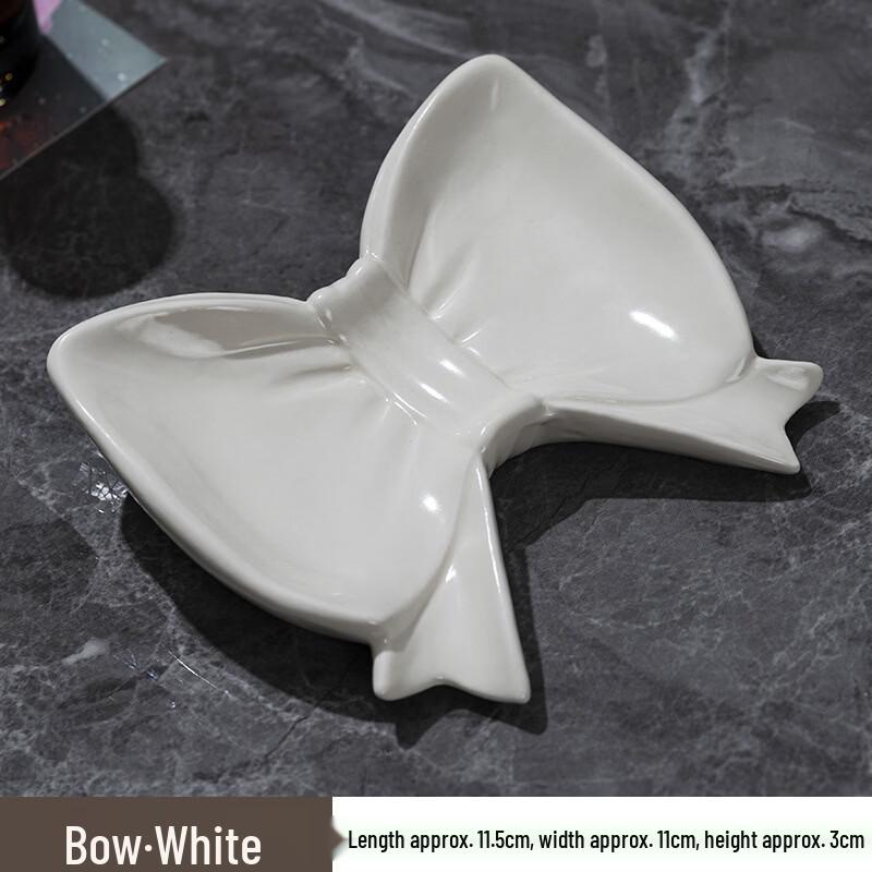

White Ceramic Bowknot Drainable Soap Dish