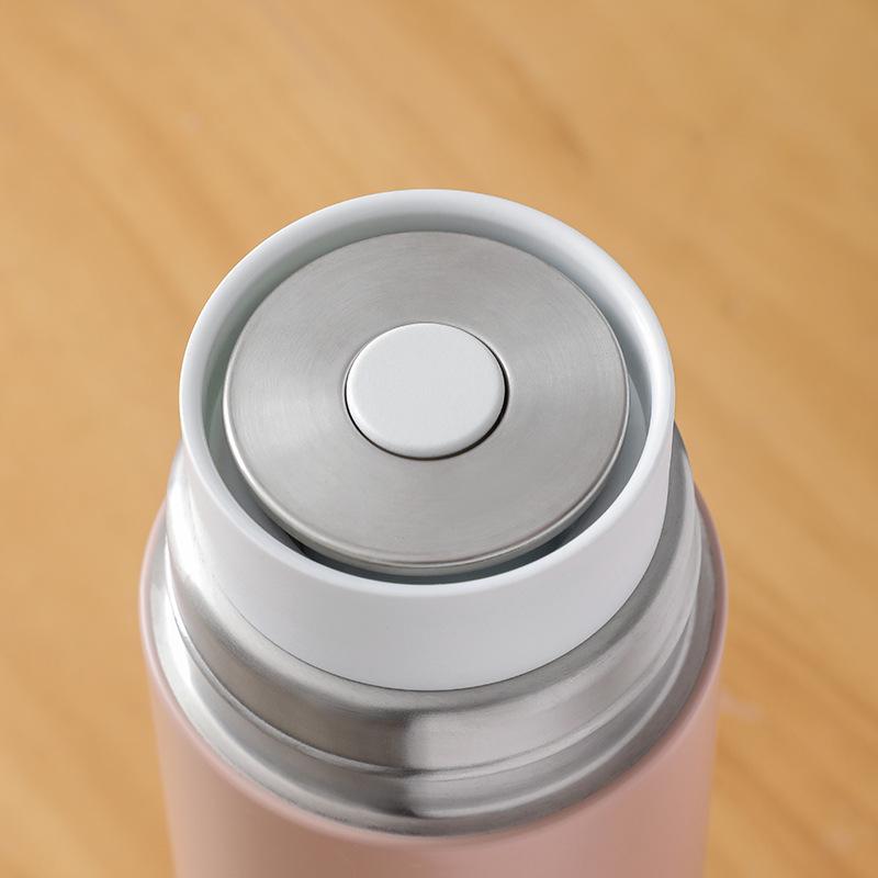 Portable 316 Stainless Steel Insulated Water Cup with Tea Infuser - Large Capacity & High-Design Thermos Flask