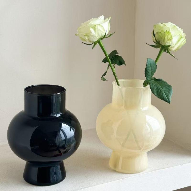 1pc Bohemian Style Pink Glass Vase, Minimalist Vintage Design for Hydroponic Fresh Flowers, Irregular Shape, Ideal for Home